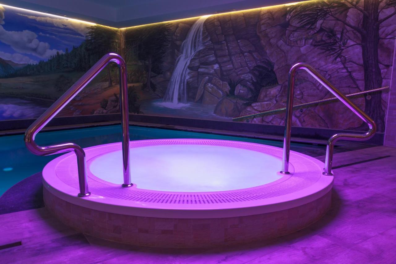 Residence Hotel Santa Maria piscina e wellness Peio Fonti Esterno foto